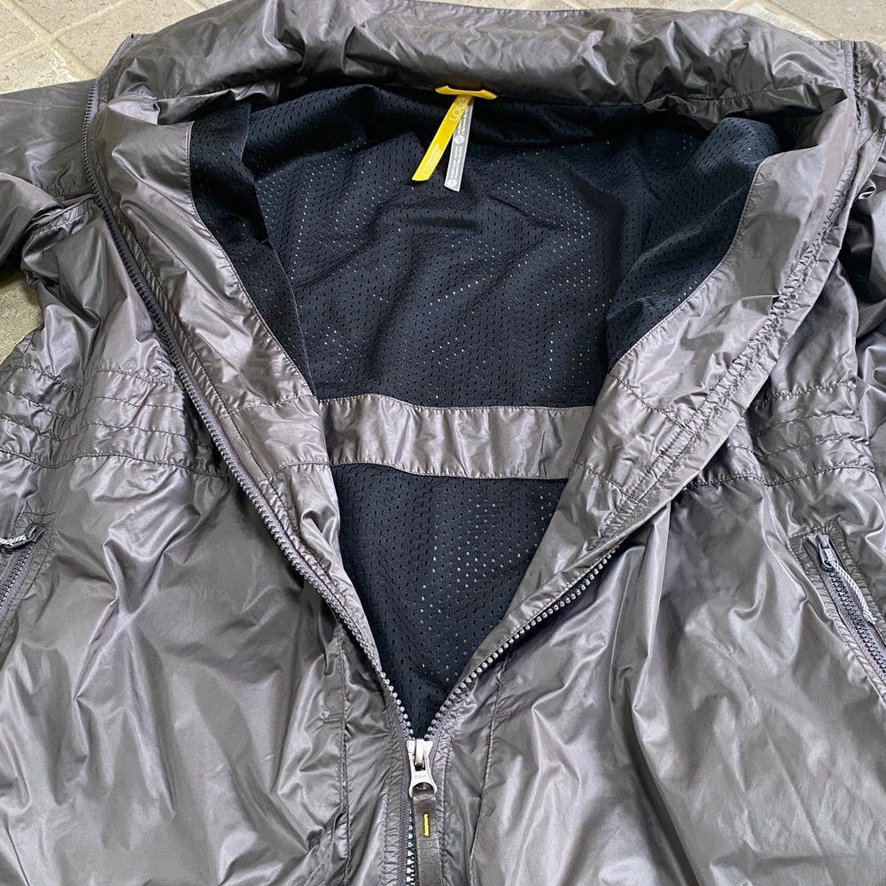 Lole Rain Jacket - Picture 8 of 8